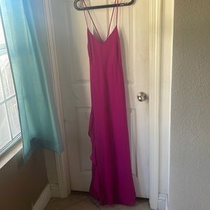 XL Lulus gown